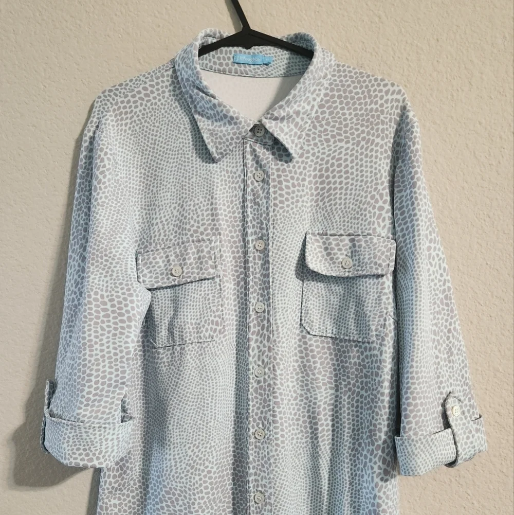 J. McLaughlin Women’s front button collared reptile print dress size medium - Picture 3 of 6